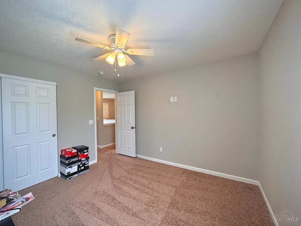 1021 Golden Oak Drive Hamilton, OH 45013