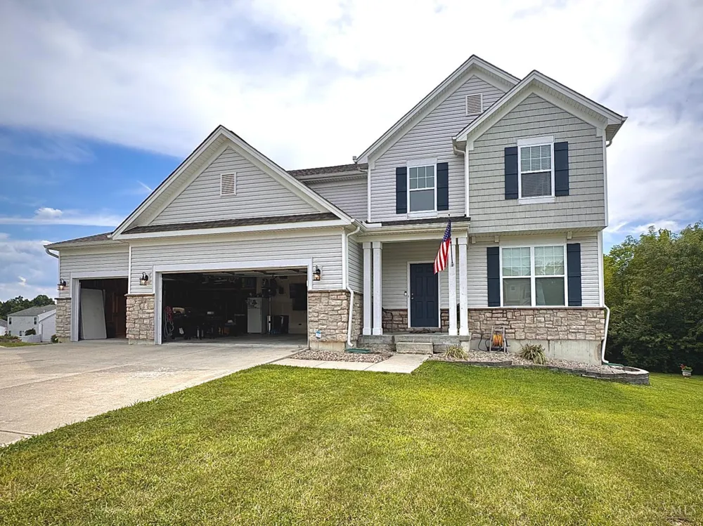 1021 Golden Oak Drive Hamilton, OH 45013
