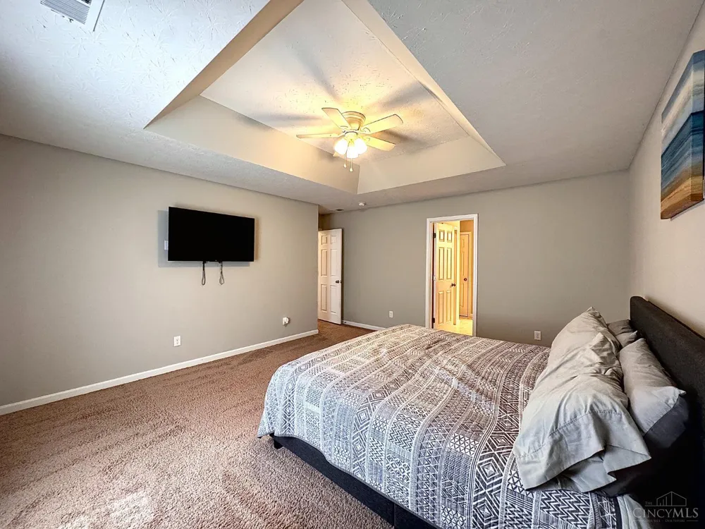 1021 Golden Oak Drive Hamilton, OH 45013