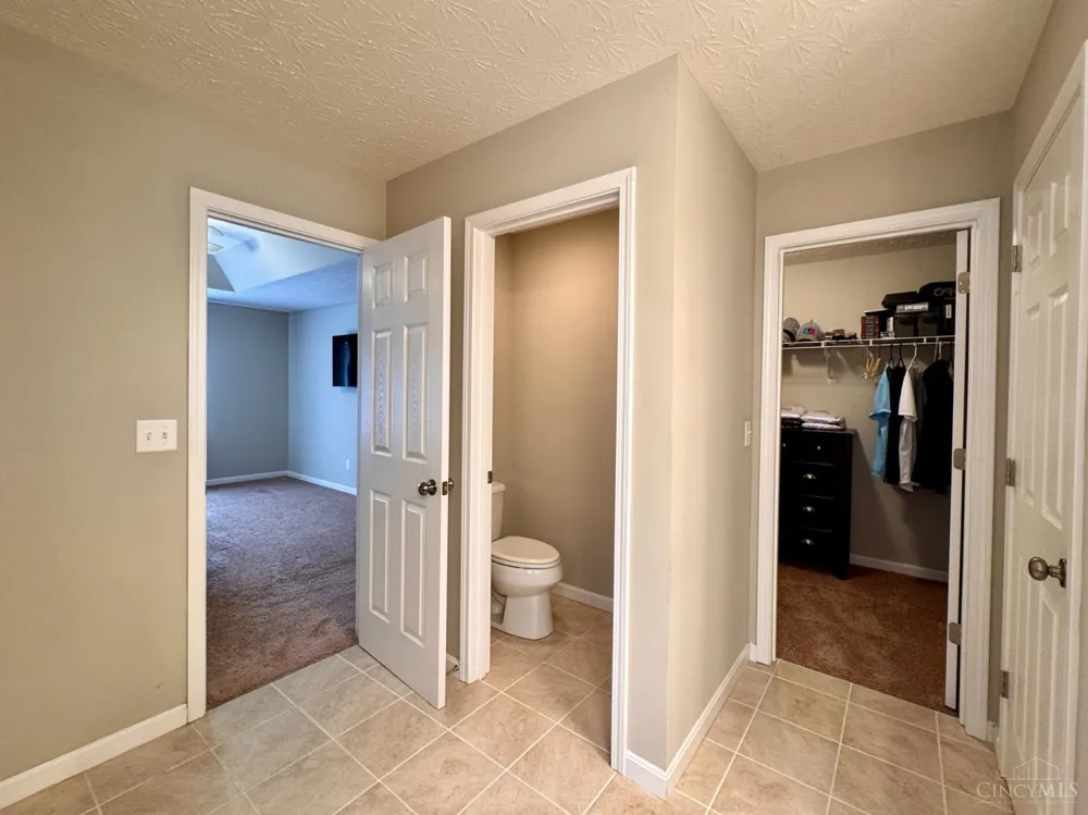 1021 Golden Oak Drive Hamilton, OH 45013