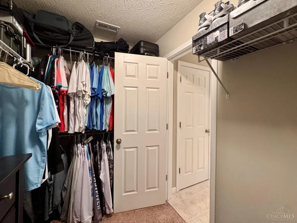1021 Golden Oak Drive Hamilton, OH 45013