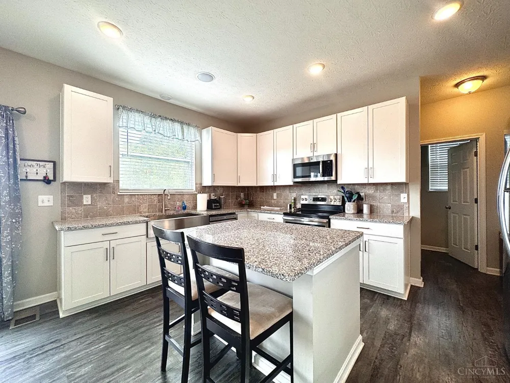 1021 Golden Oak Drive Hamilton, OH 45013