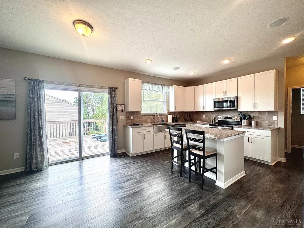 1021 Golden Oak Drive Hamilton, OH 45013
