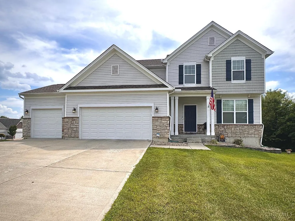 1021 Golden Oak Drive Hamilton, OH 45013