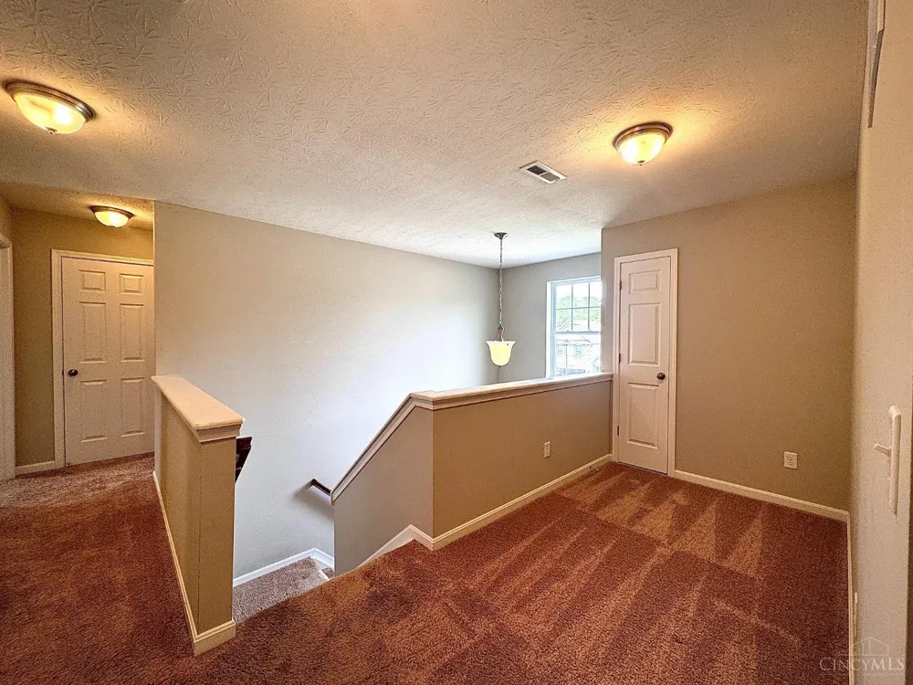 1021 Golden Oak Drive Hamilton, OH 45013