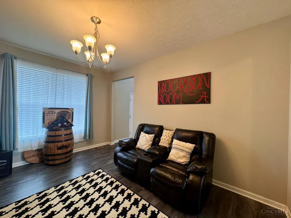1021 Golden Oak Drive Hamilton, OH 45013
