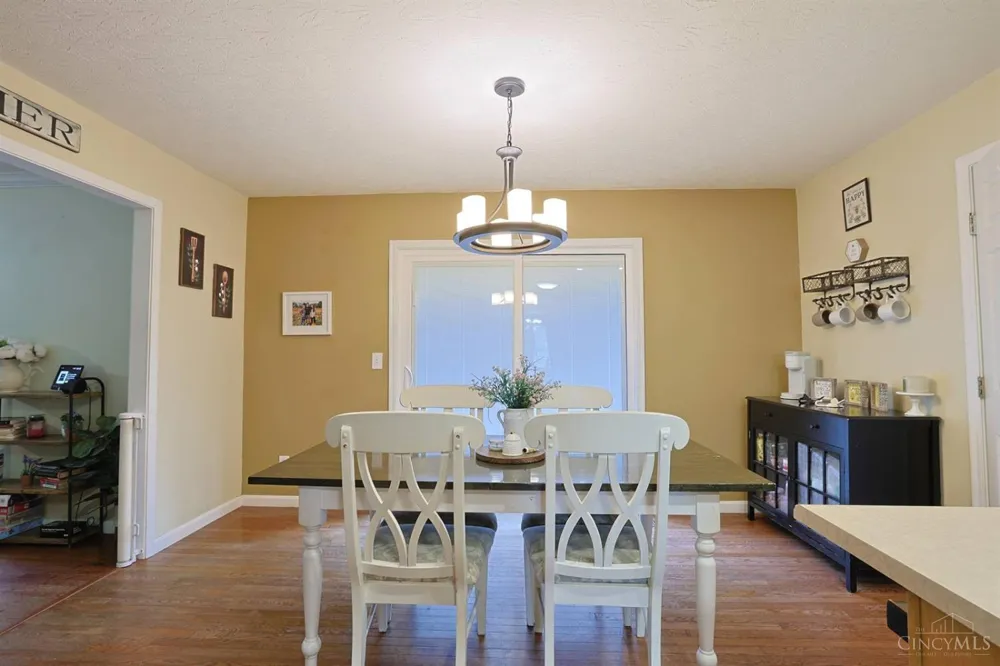 1147 Stableview Circle Hamilton, OH 45039