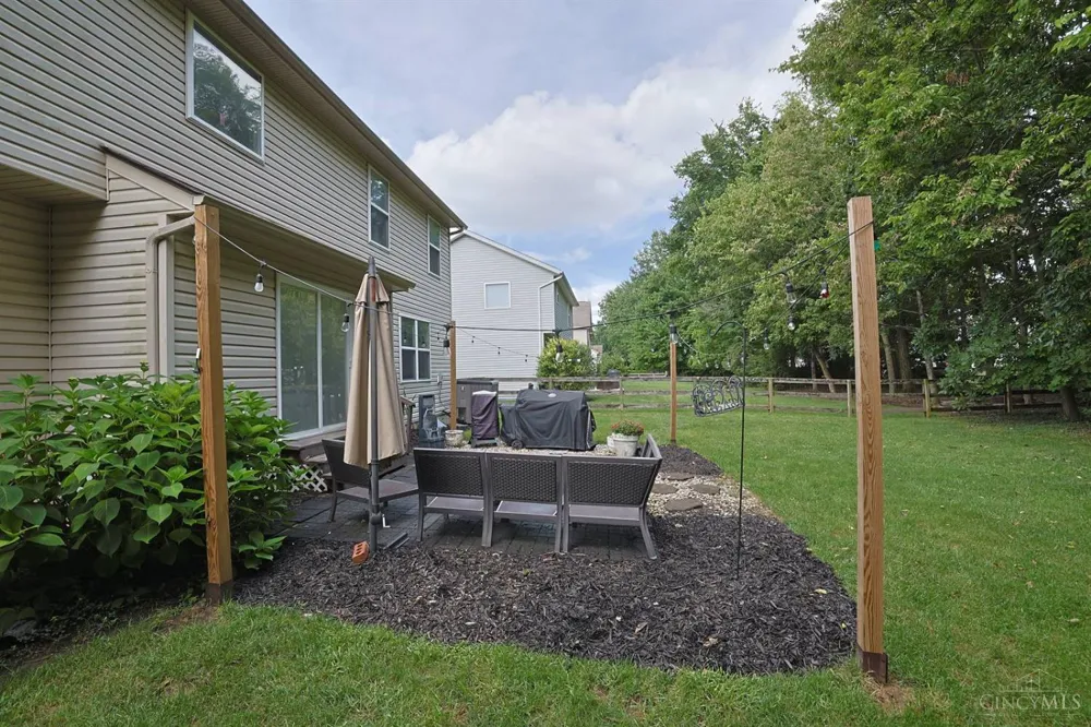 1147 Stableview Circle Hamilton, OH 45039