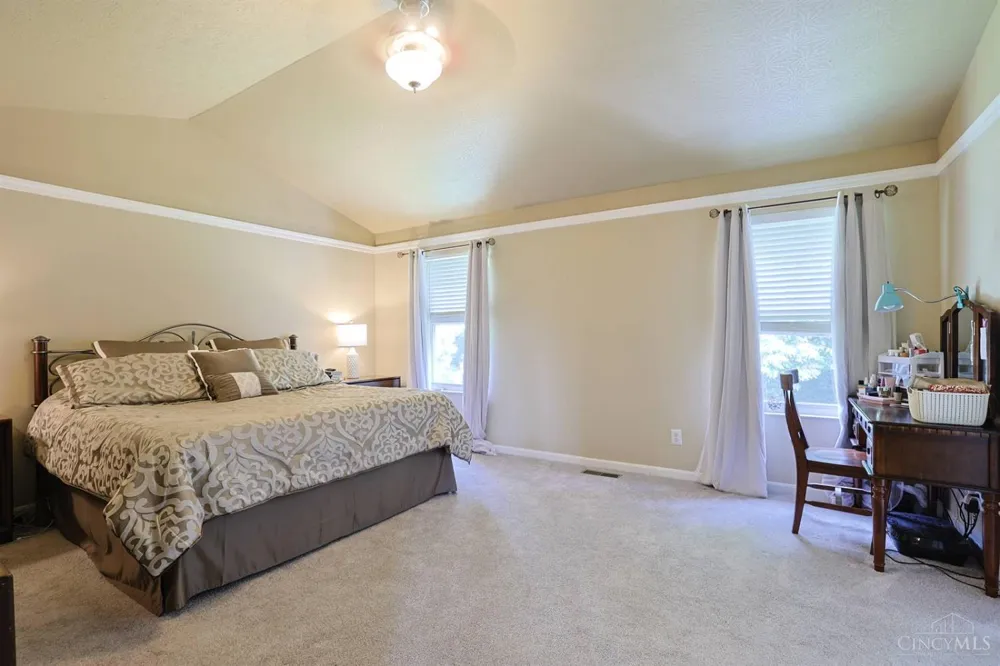 1147 Stableview Circle Hamilton, OH 45039