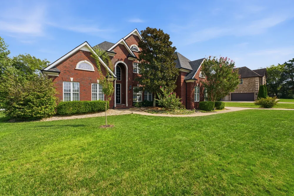 2292 Alexander Blvd Murfreesboro, TN 37130