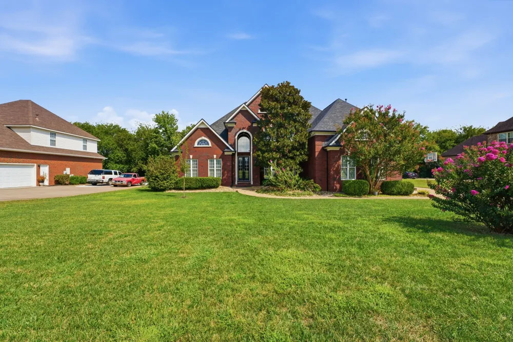 2292 Alexander Blvd Murfreesboro, TN 37130