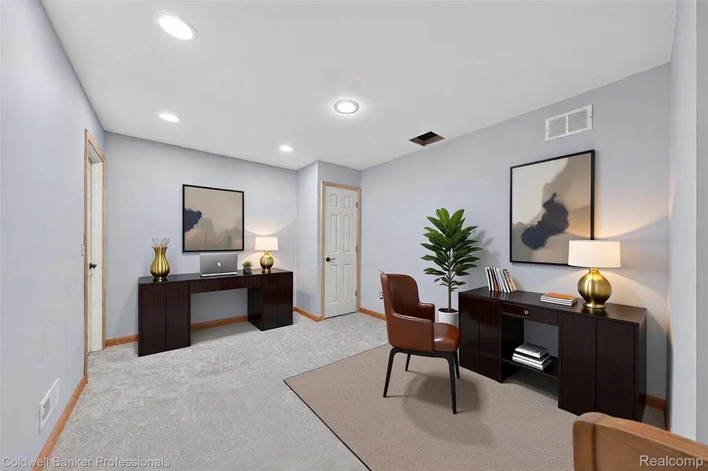 2076 Shore Hill Court West Bloomfield Charter Township, MI 48323