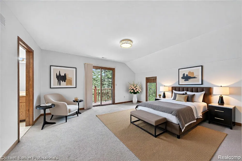 2076 Shore Hill Court West Bloomfield Charter Township, MI 48323
