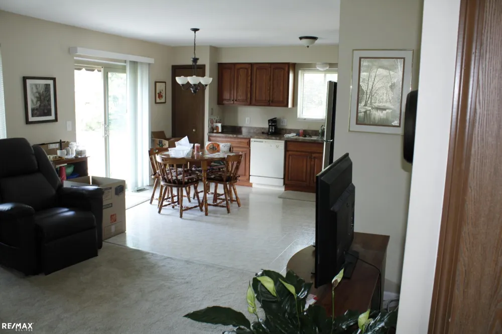19909 Towner Drive Clinton Charter Township, MI 48038