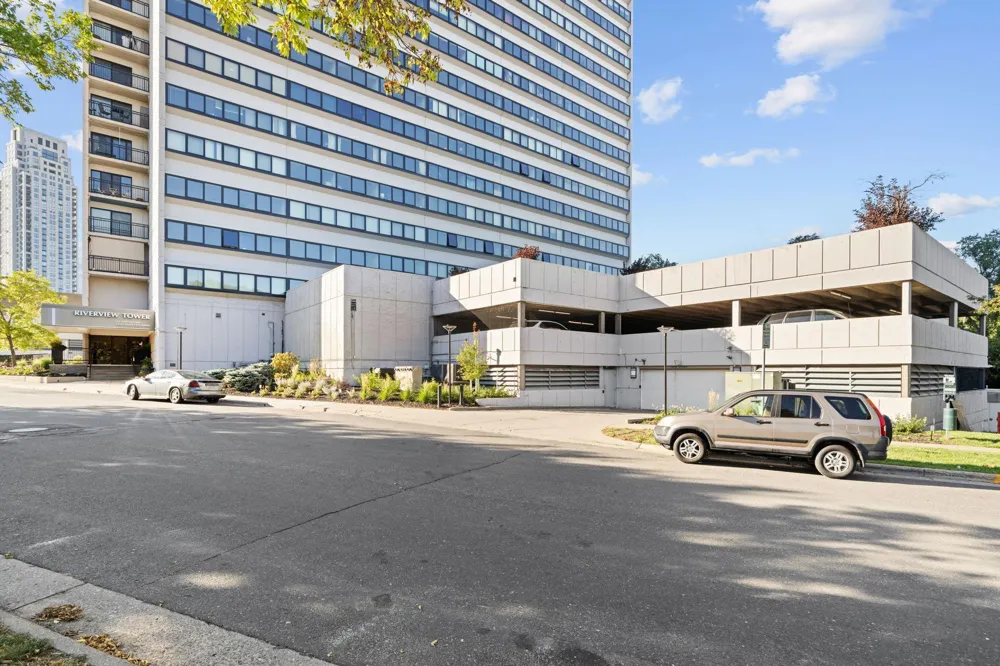 1920 S 1st Street #1508 Minneapolis, MN 55454