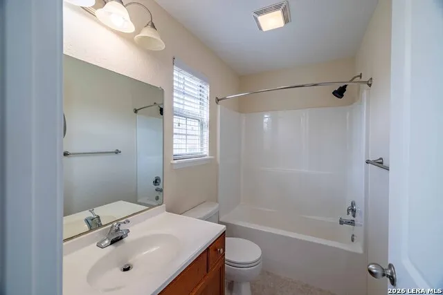 1113 PANIOLO DR Boerne, TX 78006