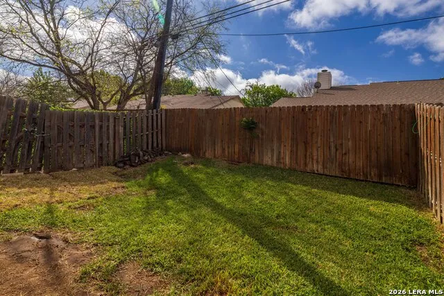 1113 PANIOLO DR Boerne, TX 78006