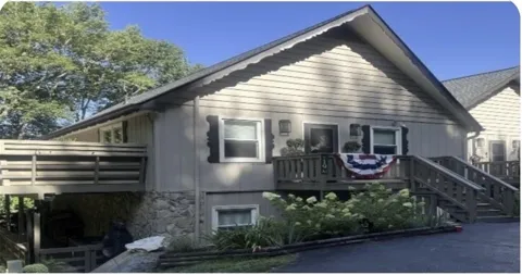 19 Aerie Lane