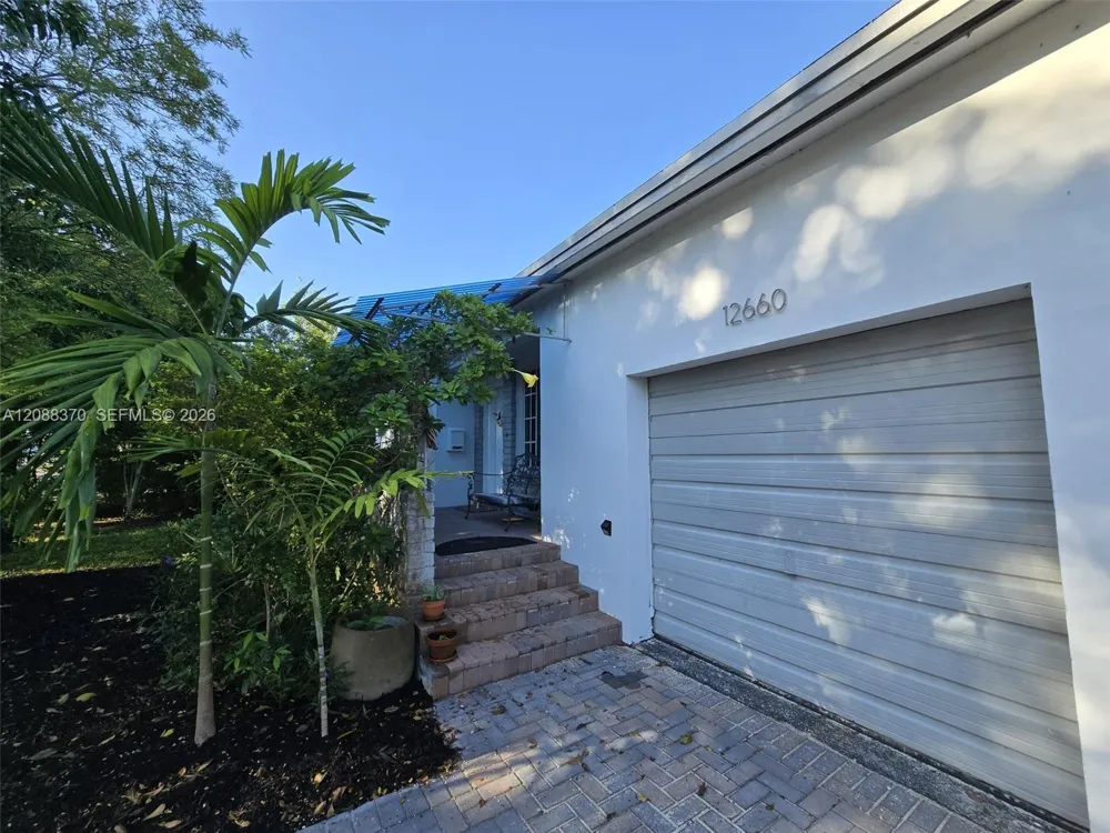 12660 NE 4th Ave North Miami, FL 33161