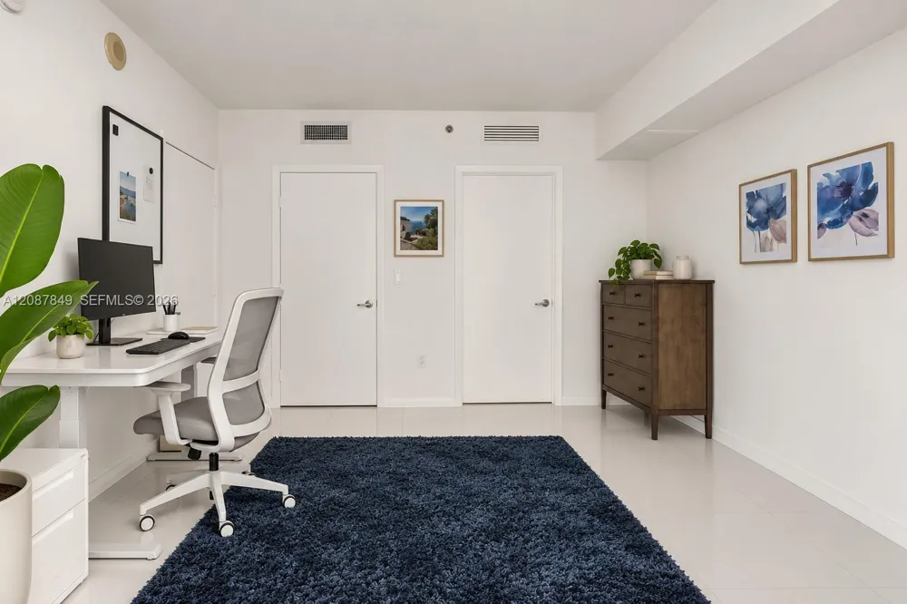 475 Brickell Ave #3609 Miami, FL 33131