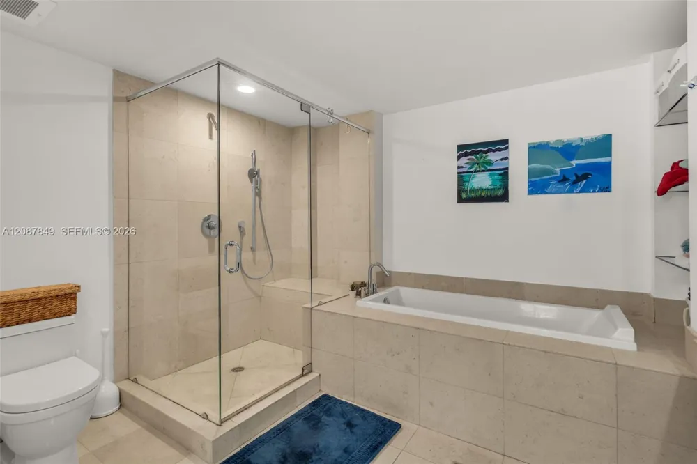 475 Brickell Ave #3609 Miami, FL 33131