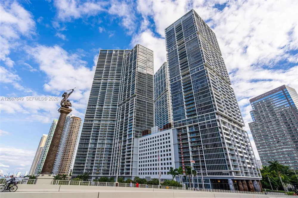 475 Brickell Ave #3609 Miami, FL 33131