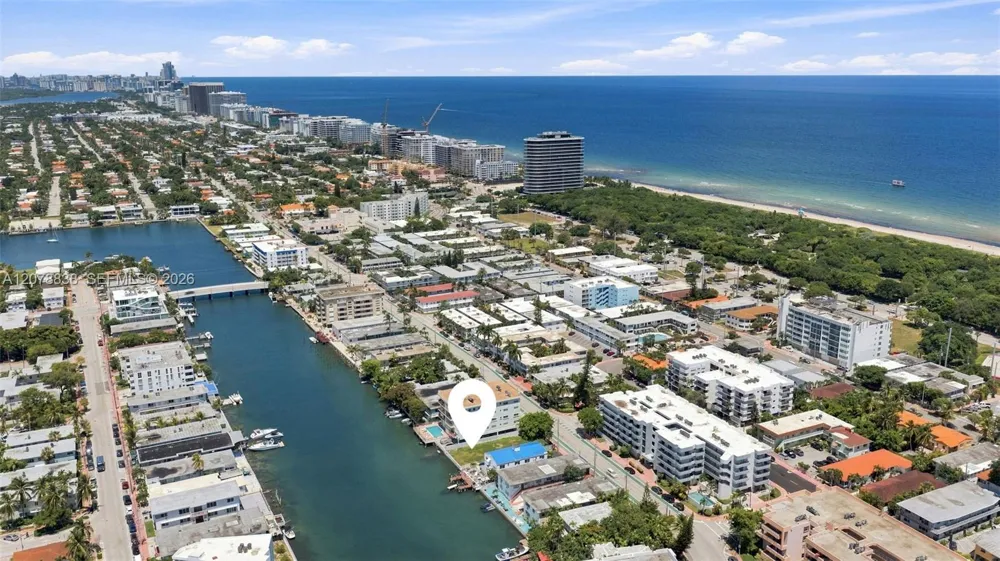 8240 Byron Ave Miami Beach, FL 33141