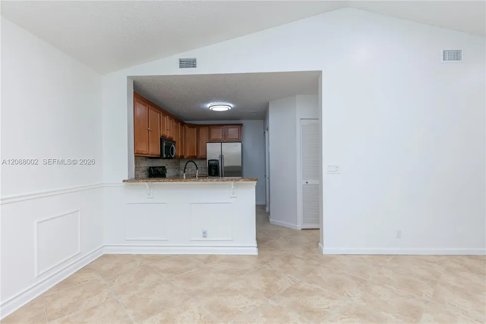 5741 Riverside Dr #205A5 Coral Springs, FL 33067