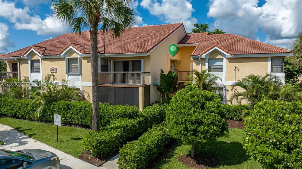 5741 Riverside Dr #205A5 Coral Springs, FL 33067