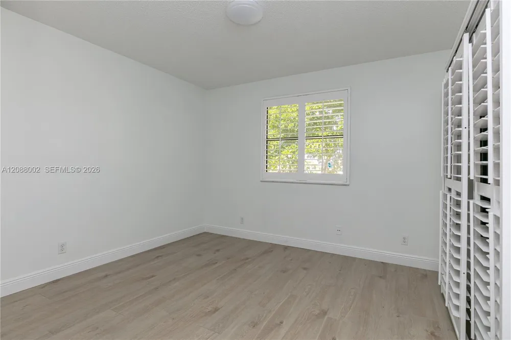5741 Riverside Dr #205A5 Coral Springs, FL 33067