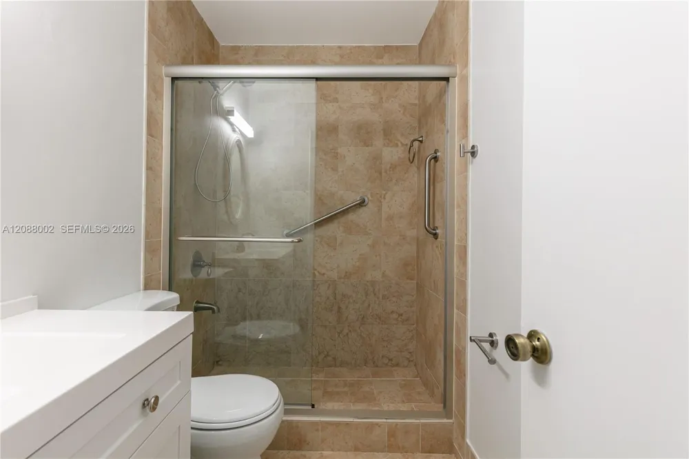 5741 Riverside Dr #205A5 Coral Springs, FL 33067
