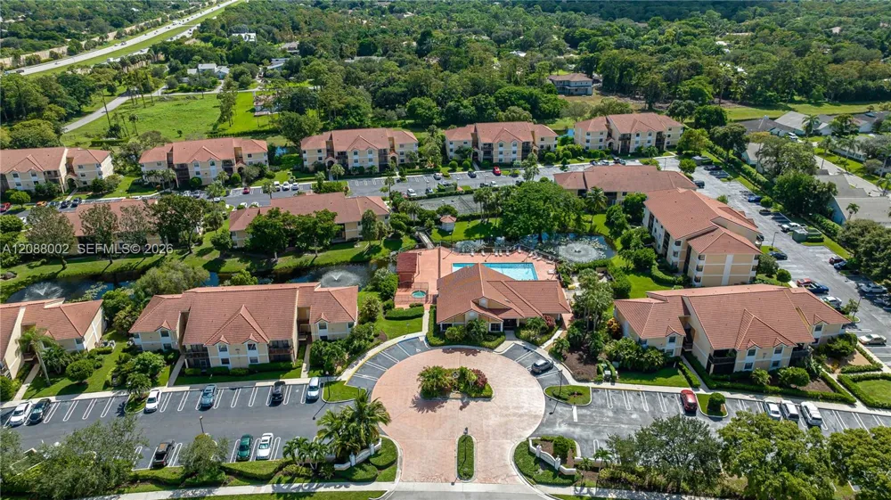 5741 Riverside Dr #205A5 Coral Springs, FL 33067