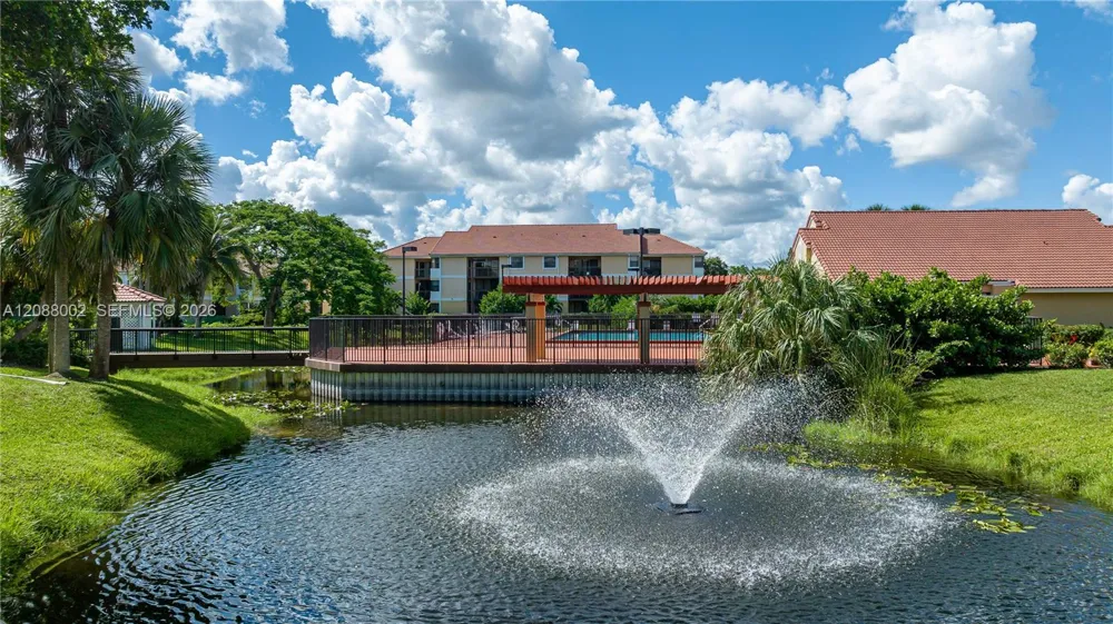 5741 Riverside Dr #205A5 Coral Springs, FL 33067
