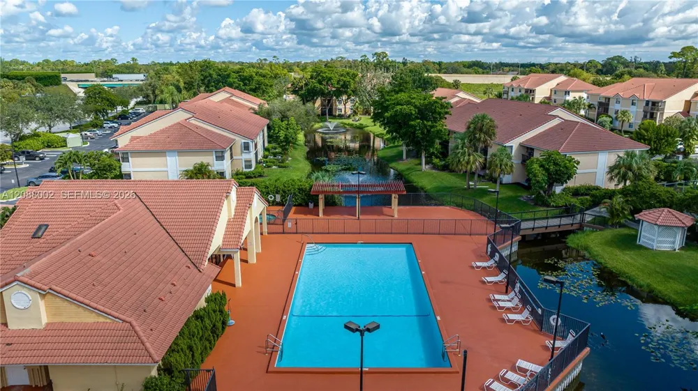 5741 Riverside Dr #205A5 Coral Springs, FL 33067