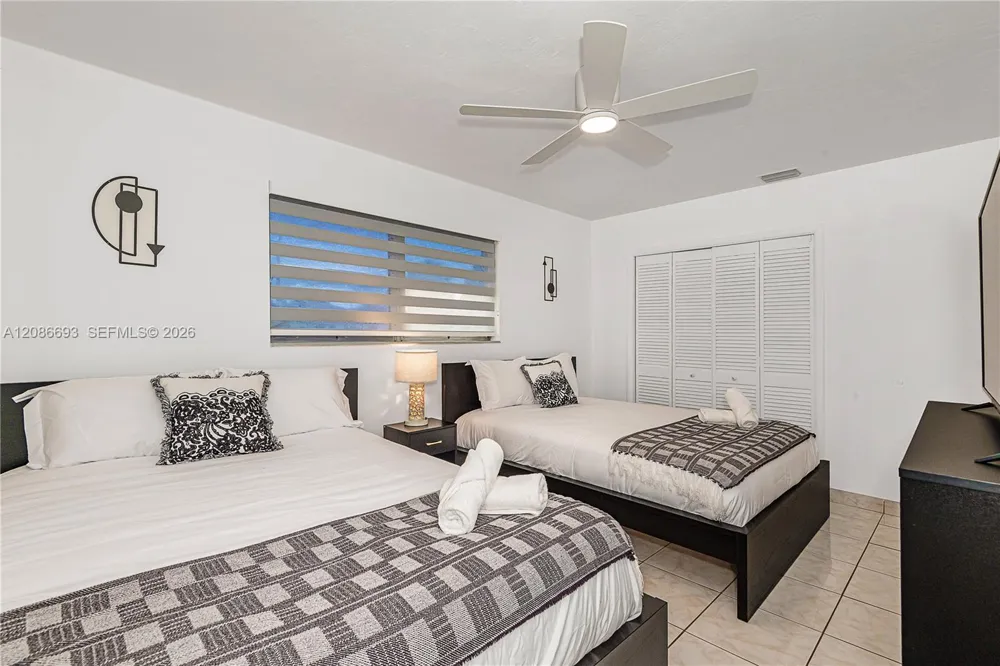 815 NE 6th St #0 Hallandale Beach, FL 33009