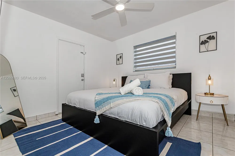 815 NE 6th St #0 Hallandale Beach, FL 33009