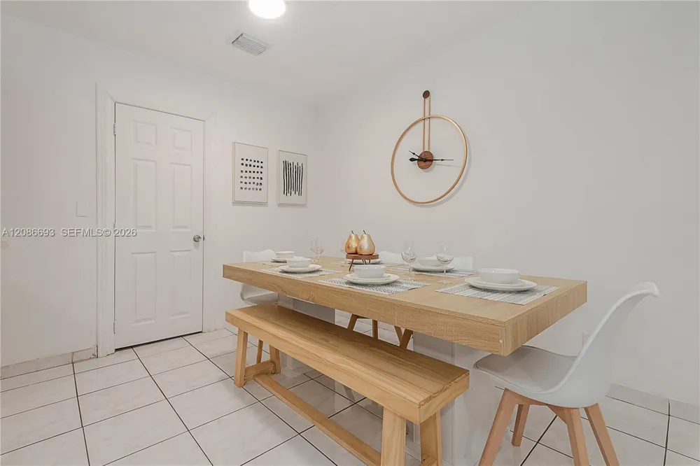 815 NE 6th St #0 Hallandale Beach, FL 33009