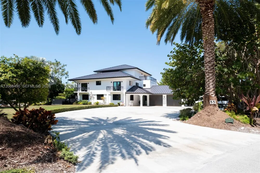 55 Ocean Front Dr Key Largo, FL 33037