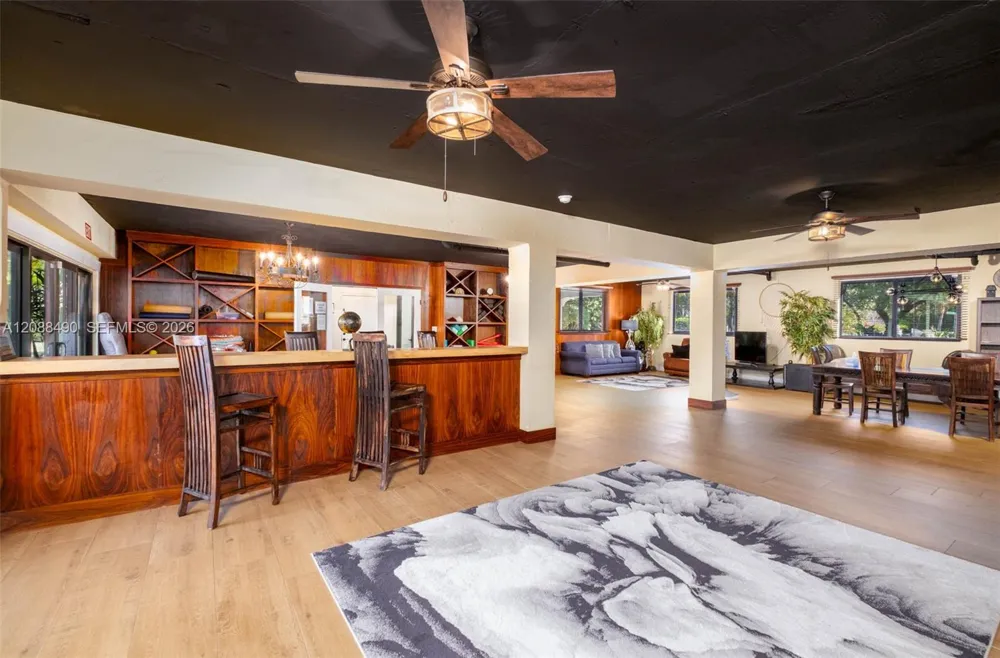 55 Ocean Front Dr Key Largo, FL 33037