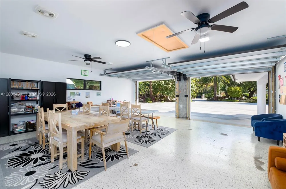 55 Ocean Front Dr Key Largo, FL 33037