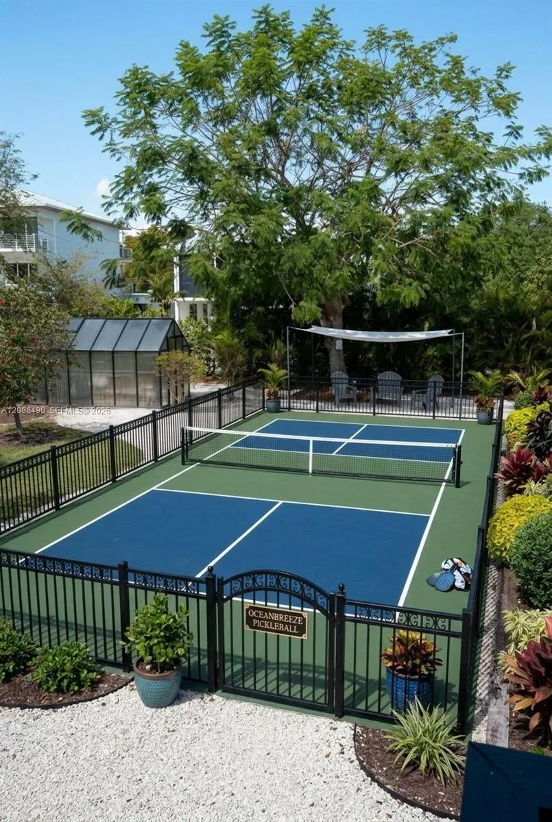 55 Ocean Front Dr Key Largo, FL 33037
