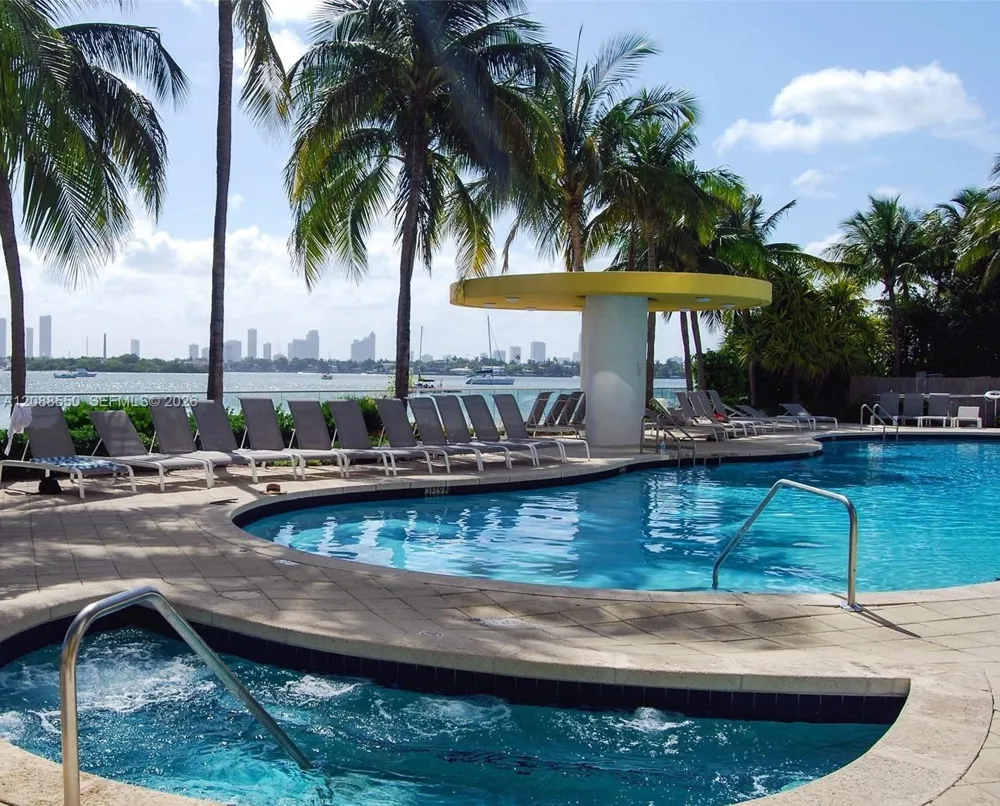 1330 West Ave #1207 Miami Beach, FL 33139