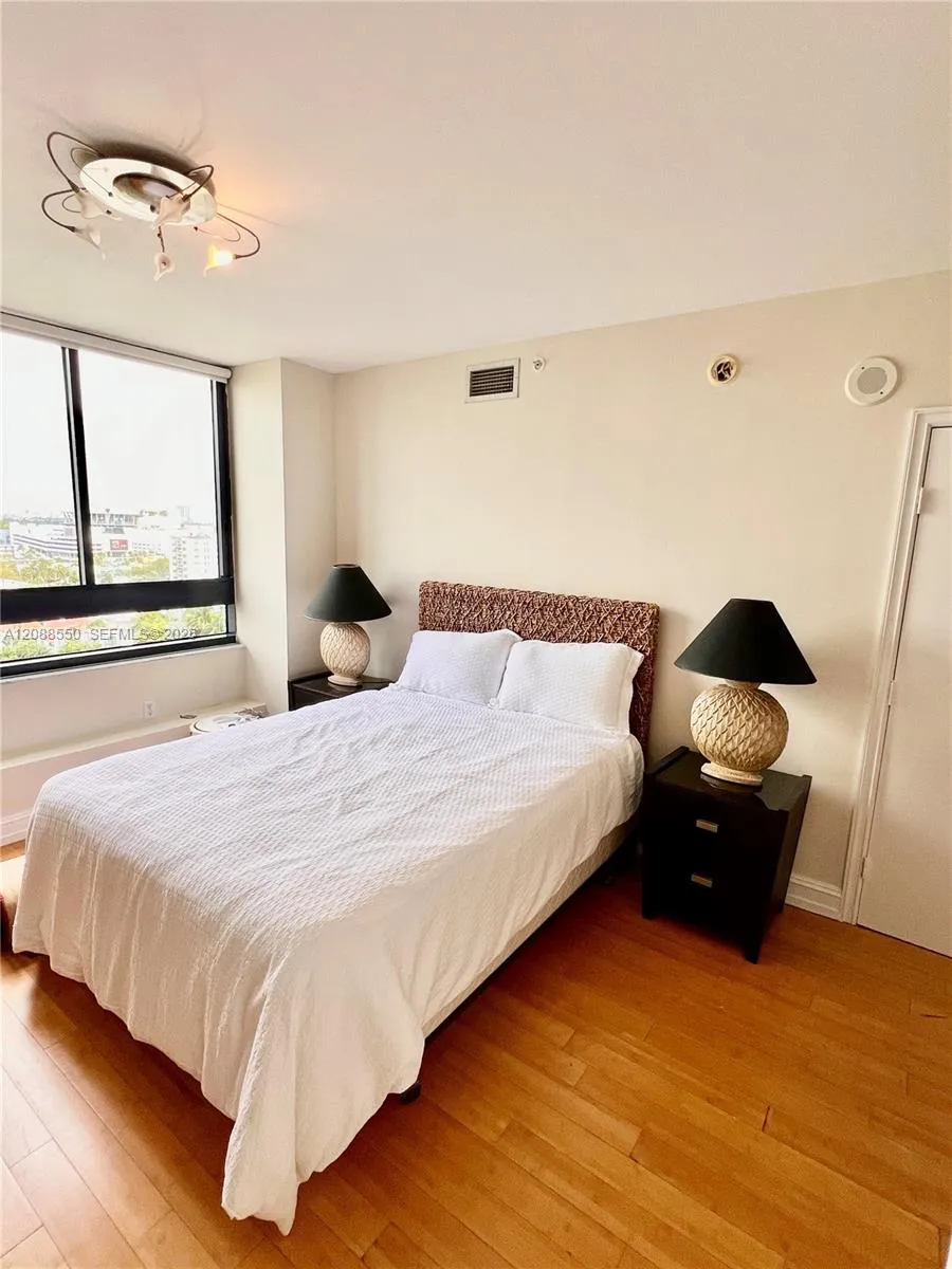 1330 West Ave #1207 Miami Beach, FL 33139