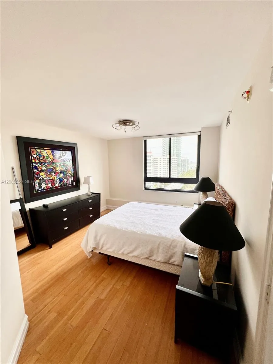 1330 West Ave #1207 Miami Beach, FL 33139
