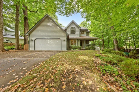 2104 Taylor Court