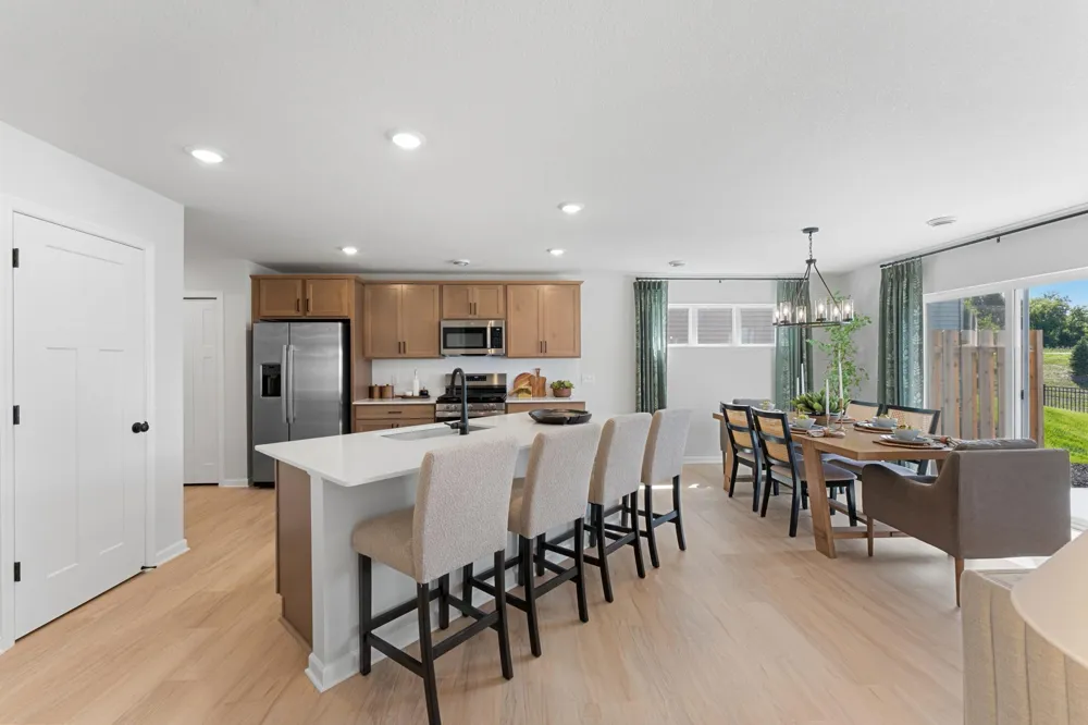 1044 Adamstown Drive Rosemount, MN 55068