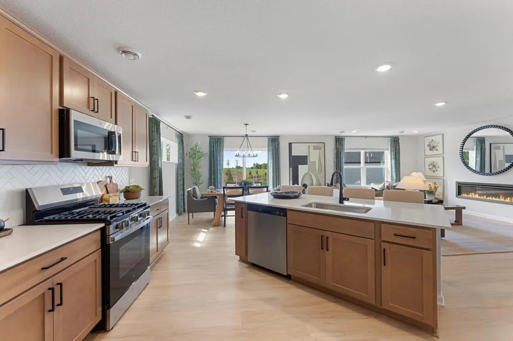 1044 Adamstown Drive Rosemount, MN 55068