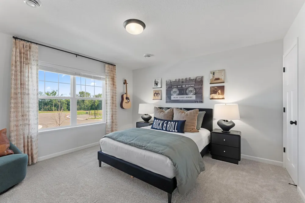 1044 Adamstown Drive Rosemount, MN 55068