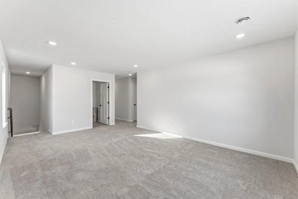 1102 Annagaire Curve Rosemount, MN 55068