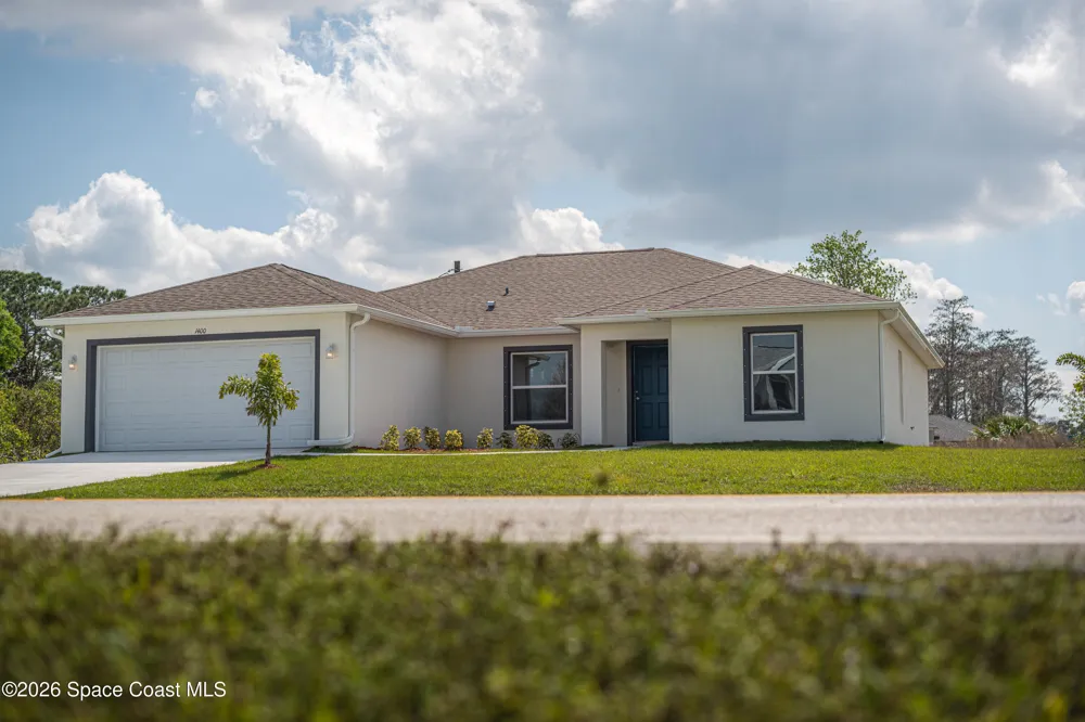 990 Tolson Street SE Palm Bay, FL 32909